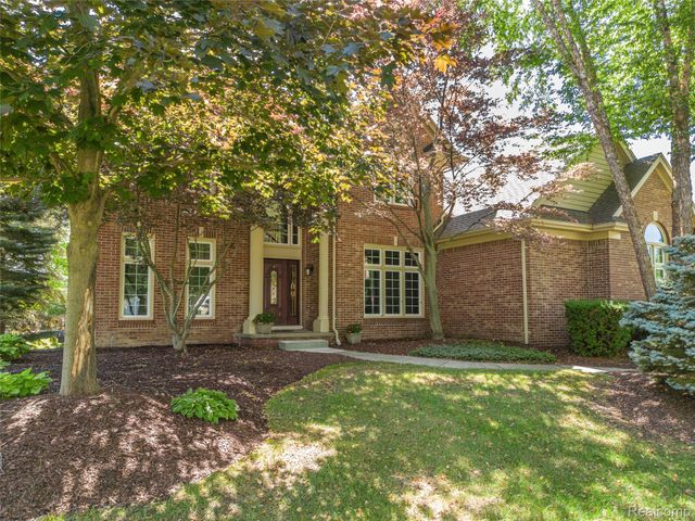 24084 Westmont Drive, Novi, MI 48374