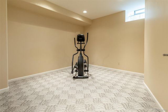 24084 Westmont Drive, Novi, MI 48374