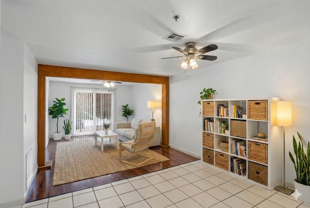 526 Abbott Farm Lane, Hudson, NH 03051