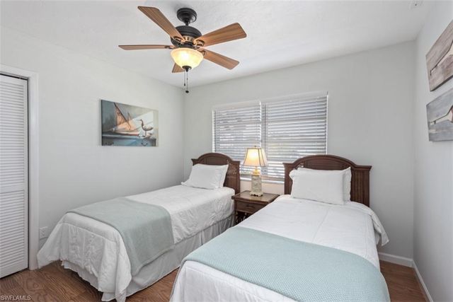 955 Iris CT, Marco Island, FL 34145