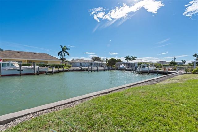 955 Iris CT, Marco Island, FL 34145