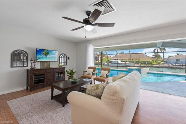 955 Iris CT, Marco Island, FL 34145