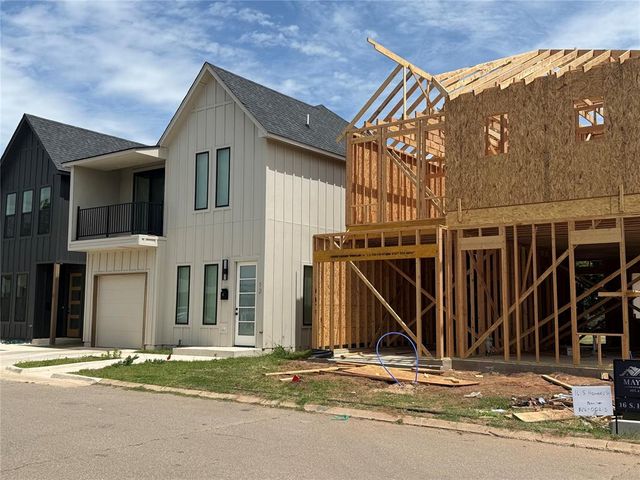 16 S Howard Street, Edmond, OK 73003