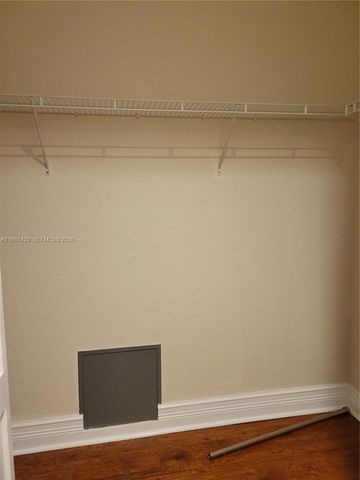 413 SW 5th St, Fort Lauderdale, FL 33315