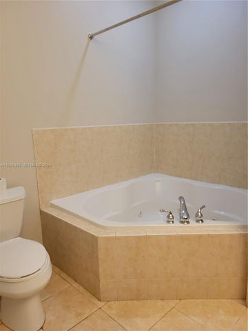 413 SW 5th St, Fort Lauderdale, FL 33315