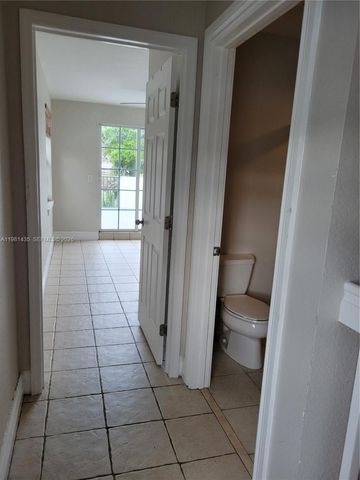 413 SW 5th St, Fort Lauderdale, FL 33315