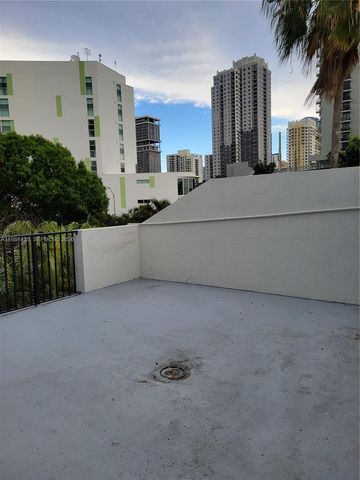 413 SW 5th St, Fort Lauderdale, FL 33315