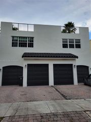 413 SW 5th St, Fort Lauderdale, FL 33315