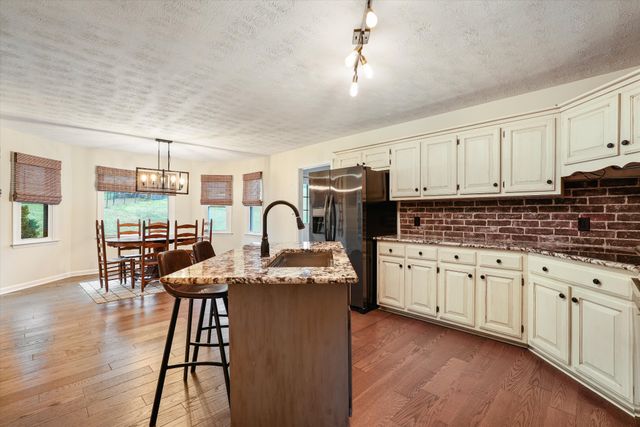 900 Dories Ln, Lewisburg, TN 37091