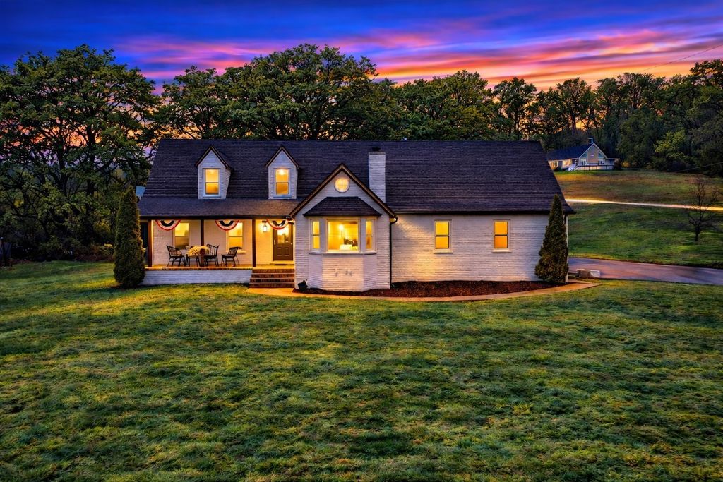 900 Dories Ln, Lewisburg, TN 37091