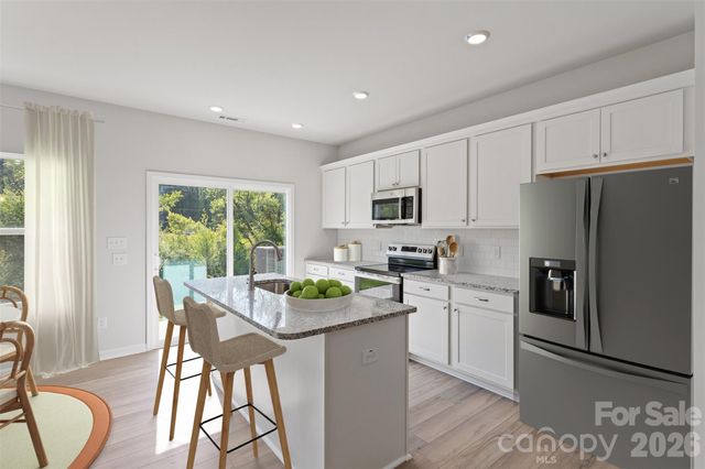 3017 Kingsfield Road 49, Charlotte, NC 28208