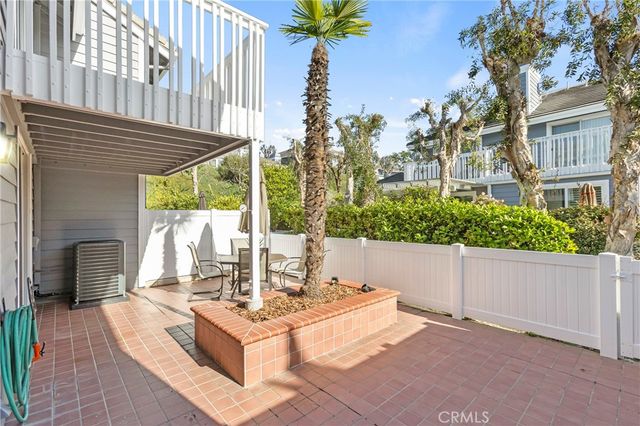 12 Pickney Close, Laguna Niguel, CA 92677