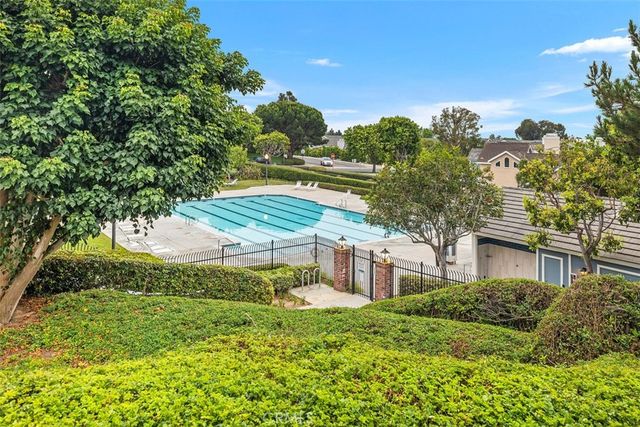 12 Pickney Close, Laguna Niguel, CA 92677