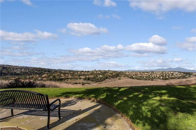 12 Pickney Close, Laguna Niguel, CA 92677