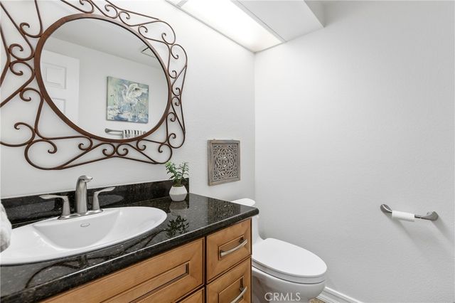 12 Pickney Close, Laguna Niguel, CA 92677