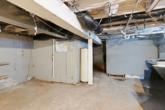 842 7TH ST, Secaucus, NJ 07094