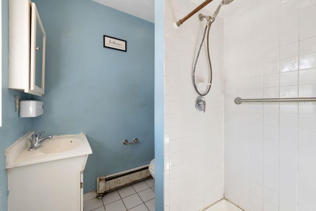 842 7TH ST, Secaucus, NJ 07094