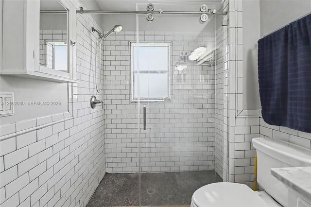 572 SE 18th Drive, Homestead, FL 33033