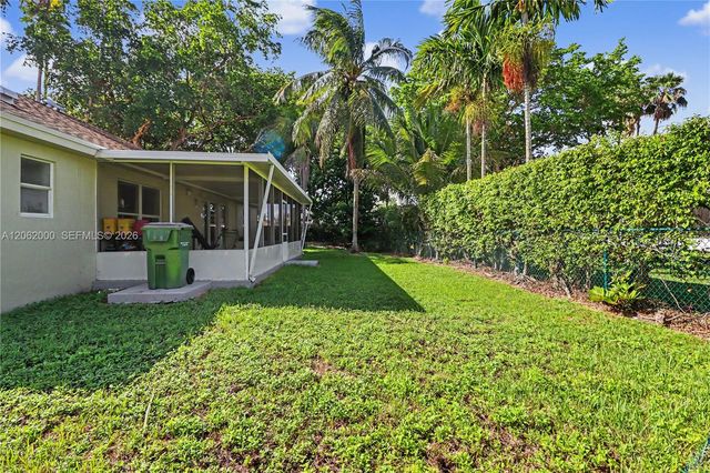 572 SE 18th Drive, Homestead, FL 33033