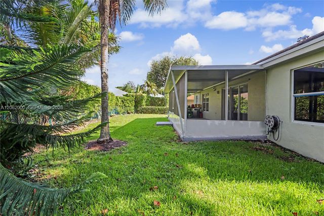 572 SE 18th Drive, Homestead, FL 33033