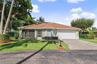 572 SE 18th Drive, Homestead, FL 33033