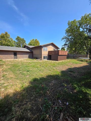 2403 Elk Street, Beatrice, NE 68310