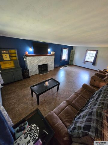 2403 Elk Street, Beatrice, NE 68310