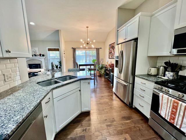 6126 Regency Drive, Columbus, IN 47203