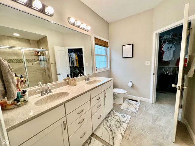 6126 Regency Drive, Columbus, IN 47203