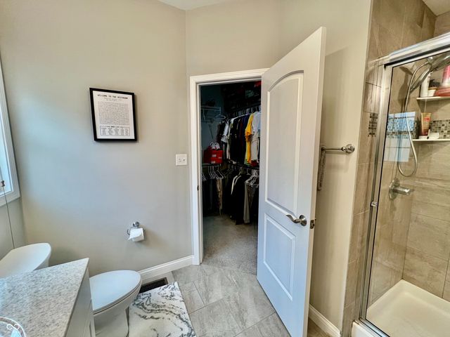 6126 Regency Drive, Columbus, IN 47203