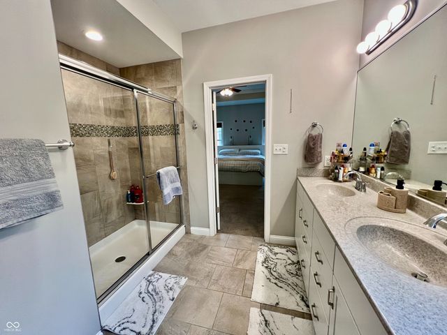 6126 Regency Drive, Columbus, IN 47203