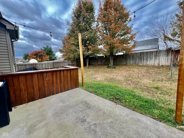 6126 Regency Drive, Columbus, IN 47203