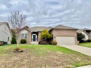 6126 Regency Drive, Columbus, IN 47203