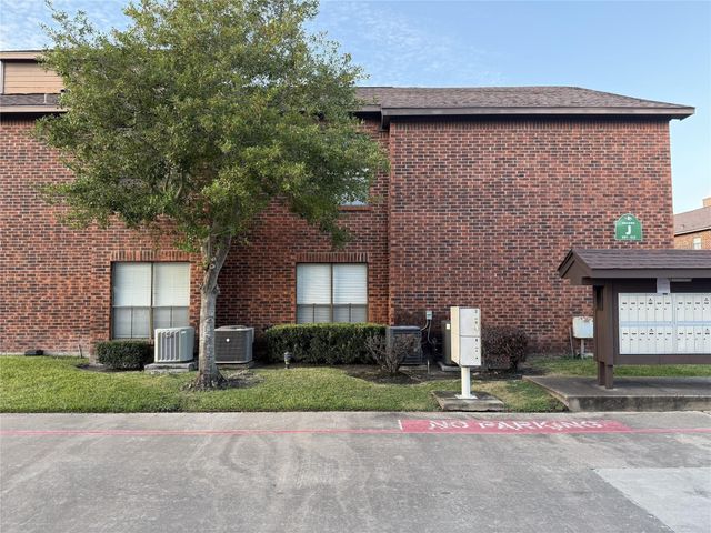 3100 Walnut Bend Lane 309, Houston, TX 77042
