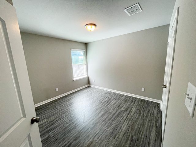 3920 S Fork Ranch Road, Waco, TX 76705