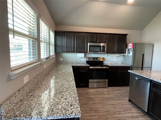 3920 S Fork Ranch Road, Waco, TX 76705