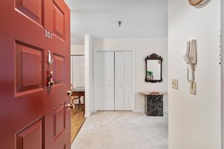 21 Dallas Dr 301, Dracut, MA 01826