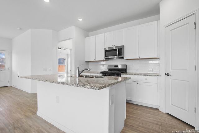 4554 MARTIN WAY, San Antonio, TX 78222