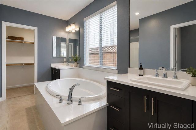 160 San Lorenzo Drive, Hollister, CA 95023