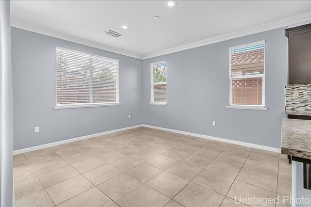 160 San Lorenzo Drive, Hollister, CA 95023
