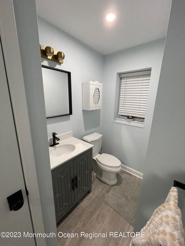 73 Cookman Avenue Apt A, Ocean Grove, NJ 07756