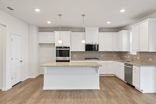 325 Arwen Drive, Mcdonough, GA 30252