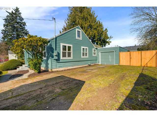 12107 Se KELLY St, Portland, OR 97266