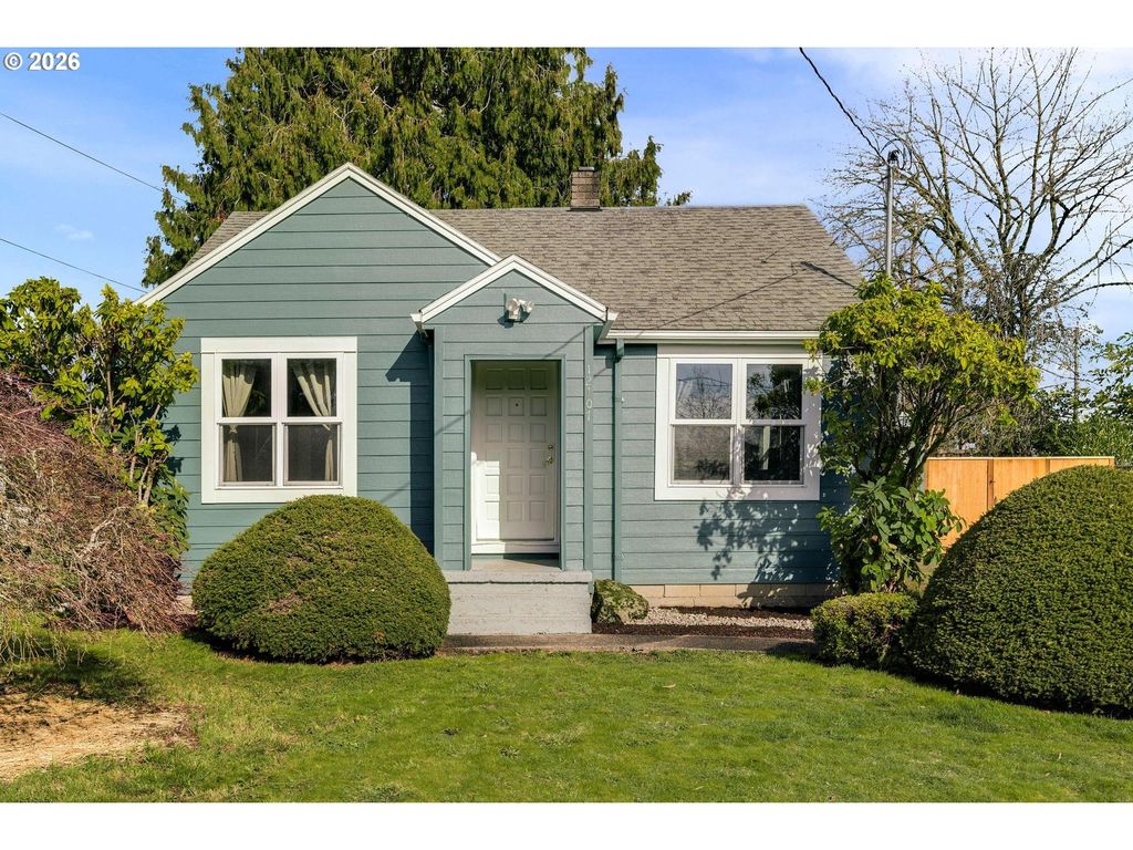 12107 Se KELLY St, Portland, OR 97266