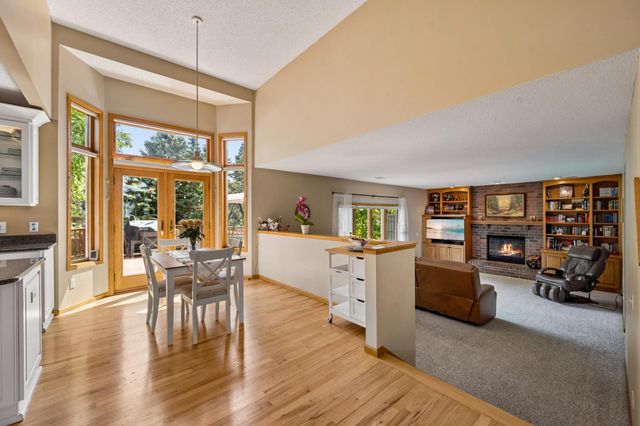 191 South Shore Court, Chanhassen, MN 55317