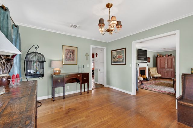 4827 Gilbert Drive, Shreveport, LA 71106