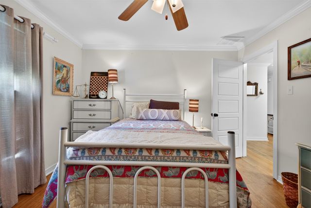 4827 Gilbert Drive, Shreveport, LA 71106