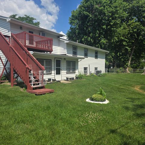 9383 Roosevelt Street, Crown Point, IN 46307