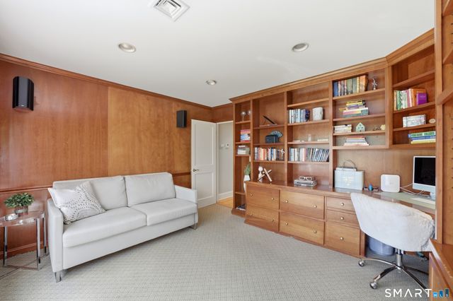 21 Nearwater Lane, Darien, CT 06820