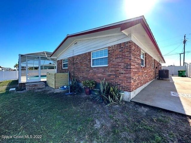 1660 Neptune Drive, Merritt Island, FL 32952